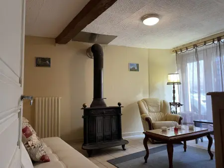 Maison de charme à Arfeuilles avec poêle à bois, 3 chambres - Photo 4