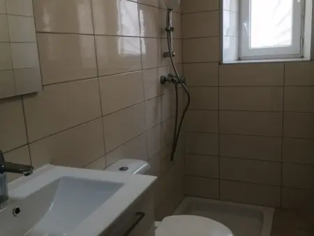 Maison de charme à Arfeuilles avec poêle à bois, 3 chambres - Photo 14