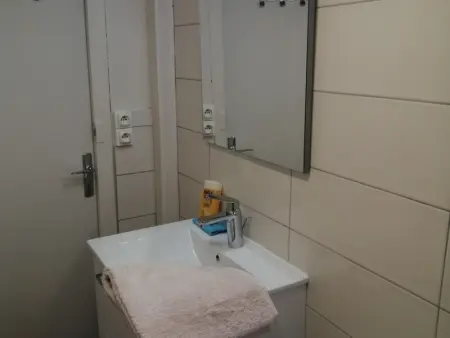 Maison de charme à Arfeuilles avec poêle à bois, 3 chambres - Photo 15