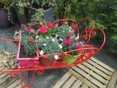 Charmante maisonnette avec piscine partagée, animaux acceptés, terrasse et jardin - Photo 9