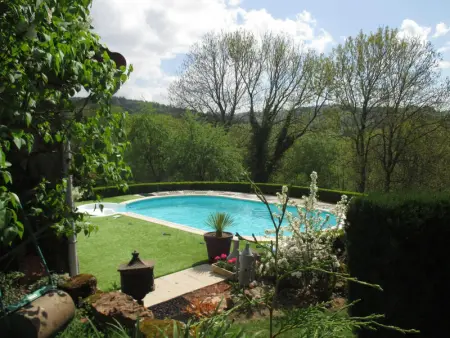 Charmante maisonnette avec piscine partagée, animaux acceptés, terrasse et jardin - Photo 13