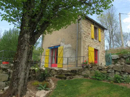 Charmante maisonnette avec piscine partagée, animaux acceptés, terrasse et jardin - Photo 15