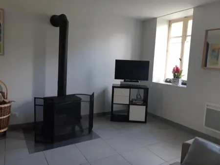 Charmante Fermette en Montagne Bourbonnaise - Animaux Bienvenus - Photo 6