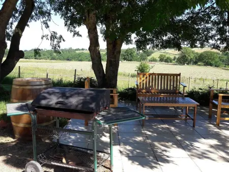 Gîte rustique et contemporain avec piscine privée, wifi, animaux admis - Photo 19