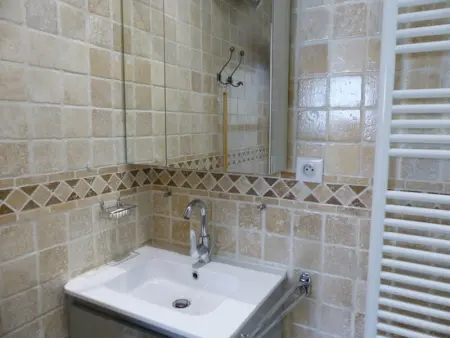 Studio champêtre avec piscine partagée et Wifi près de Vichy - Photo 10