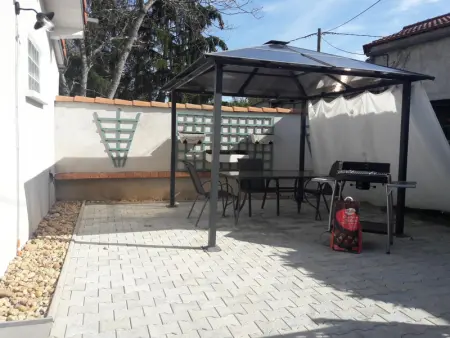 Studio champêtre avec piscine partagée et Wifi près de Vichy - Photo 12