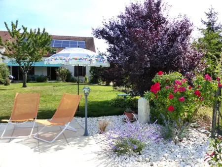 Gîte de charme avec piscine et jardin privé en Auvergne - Photo 17