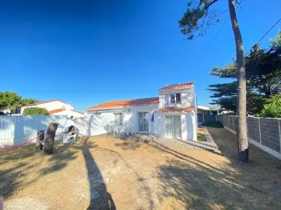 Maison à Bretignolles sur Mer, Maison rénovée, jardin clos, à 300m de la mer - 6 couchages, WiFi, animaux admis - L833368