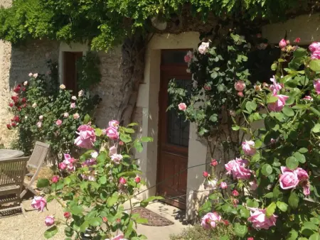 Gîte rural authentique avec animaux admis et jardin - Photo 3