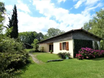 Gite à Saint Julien en Born,Maison landaise proche océan, forêt et centre équestre, avec terrasse, jardin clos et équipements complets FR-1-360-438 N°833450