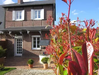 Casa rural en Isneauville,Gîte confortable avec jardin clos près de Rouen - terrasse, parking, internet, et équipements modernes. FR-1-441-508 N°833467