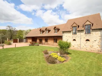 Gîte in Juvigny Sous Andaine,Gîte familial ou entre amis, 12 pers max, nature, forêt et équitation, proche Bagnoles de l'Orne FR-1-497-18 N°833484