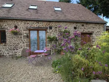 Casa rural en L'Épinay le Comte,Escapade champêtre avec spa et activités en Normandie FR-1-497-63 N°833505