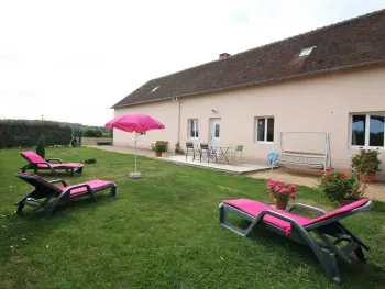 Gîte in La Chapelle Souëf,Maison de campagne avec jardin clos, cheminée et animaux, au cœur du Parc Régional du Perche FR-1-497-91 N°833520