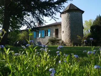 Gite à Marlhes,Gîte charmant avec cheminée et jardin à Marlhes, proche commodités et sentiers de randonnée FR-1-496-55 N°833557