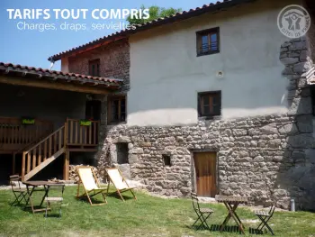 Gite à Palogneux,Gîte cosy avec poêle à bois, terrasse, et jardin - Proche station ski et activités nature FR-1-496-92 N°833584