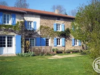 Gite à Saint Alban les Eaux,Grande maison avec jardin, cheminée et jeux d'enfants, idéale pour des vacances au calme FR-1-496-95 N°833587