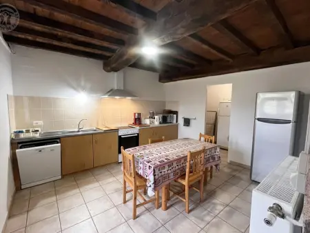 Ferme Fortifiée au cœur des Monts de la Madeleine avec Jardin Privatif - Photo 4