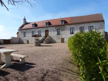 Gite à Arfeuilles,Maison indépendante avec cheminée et jardin clos - Montagne Bourbonnaise, proche randonnées et Vichy FR-1-489-280 N°833604