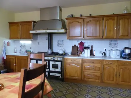 Maison spacieuse en campagne, animaux admis, parking privé - Photo 5