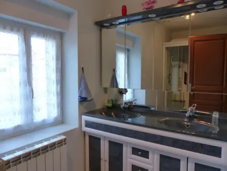 Maison spacieuse en campagne, animaux admis, parking privé - Photo 13