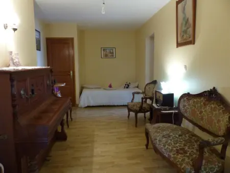 Maison spacieuse en campagne, animaux admis, parking privé - Photo 17