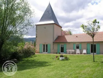 Gite à Lentigny,Gîte familial calme avec jardin, terrasse, équipements modernes et jeux pour enfants à Lentigny FR-1-496-129 N°833639