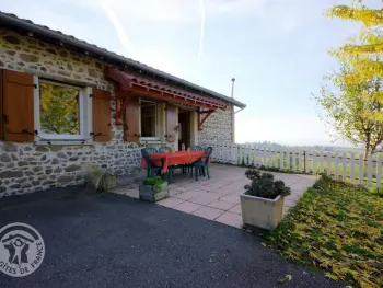 Gite à Saint Héand,Gîte rural 2 chambres avec jardin, terrasse, wifi, animaux acceptés FR-1-496-130 N°833640