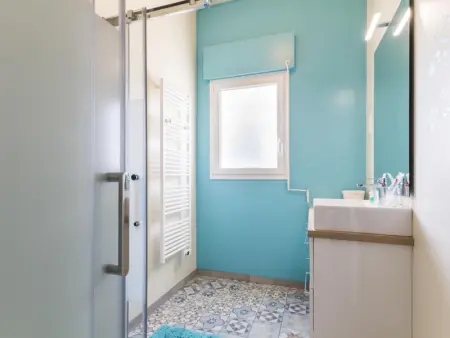 Maison lumineuse avec terrasse et parking à 800m de la plage - Photo 16