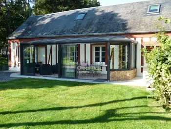 Agriturismo a Bordeaux Saint Clair,Gîte lumineux près des falaises d'Étretat, grand jardin clos, véranda, idéal famille et amis FR-1-441-559 N°833657