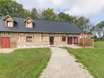 Gite à Saint Jouin Bruneval,Gîte rénové 18ème avec déco vintage, proche côte normande, grand jardin, 4 chambres, animaux acceptés FR-1-441-564 N°833658