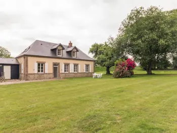 Gite à Ourville en Caux,Gîte paisible 8 pers, rénové, au cœur de la nature avec jardin, cheminée et équipements modernes. FR-1-441-579 N°833667