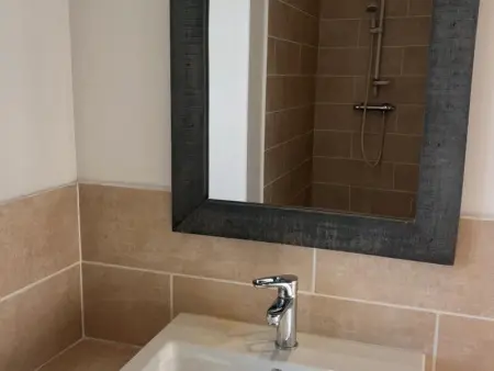 Gîte charmant avec piscine, jardin, et produits fermiers à Saint-André-d'Apchon - Photo 8