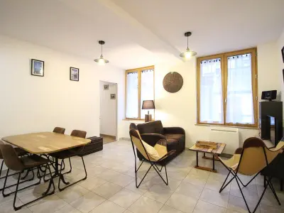 Appartement à Mont Dore, Charmant F3 avec Parking Privé, proche thermes et commodités - 4 pers, animaux acceptés - L887027