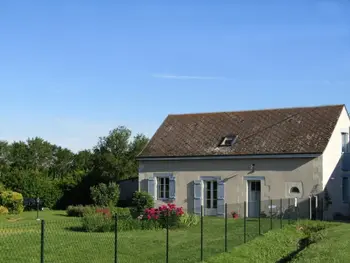 Gîte in Channay sur Lathan,Gîte familial avec grand jardin, près des Châteaux de la Loire et activités nautiques FR-1-381-494 N°833722