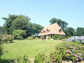 Gite à Blosseville,Maison de charme avec grand jardin, proche de la mer, cheminée, terrasse et équipements familiaux FR-1-441-605 N°833729