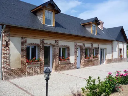 Gite à Saint Léger aux Bois, Grand gîte familial avec jardin et animaux acceptés - L833739