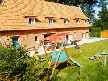 Gite à Ocqueville,Gîte Spacieux avec Sauna, Jardin, & Terrain de Pétanque en Normandie. FR-1-441-626 N°833741