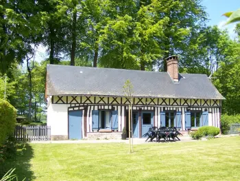 Gite à Ermenouville,Charmante maison normande avec jardin, cheminée et garage, proche plages et loisirs, animaux acceptés FR-1-441-635 N°833745