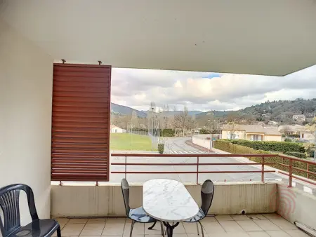 Appartement F2 Climatisé avec Terrasse et Parking - Proche Centre et Thermes, Lamalou-les-Bains - Photo 8
