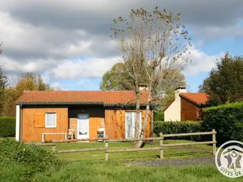 Gite à Usson en Forez,Charmant Gîte à la Campagne avec Cheminée, Terrasse et Jardin - Animaux Bienvenus FR-1-496-164 N°833762