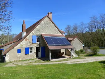 Gite à Bransat,Maison bourgeoise éco-gîte, spa, barbecue, jardin, 2 chambres près de Vichy et Moulins FR-1-489-290 N°833769