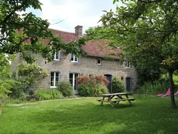 Gîte in La Sauvagère,Maison Normande : 4 Chambres, Jardin, Activités, Tout Inclus! FR-1-497-121 N°833779