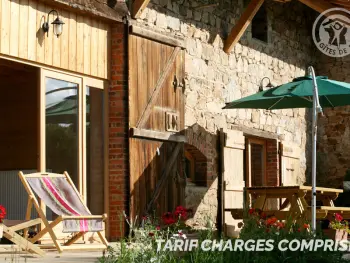 Gite à Saint Romain d'Urfé,Gîte 3 chambres avec terrasse, jardin et équipements bébé FR-1-496-190 N°833792