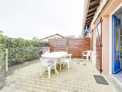Maison à Biscarrosse Plage, Charmante maison T2 avec mezzanine, terrasse et parking, à 350m de la plage – idéal pour 4 personnes - L833808