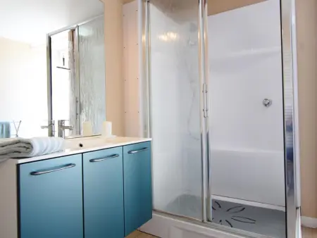 Maison spacieuse avec jardin clos, proche Utah Beach, idéale pour familles, draps inclus, Wi-Fi - Photo 8