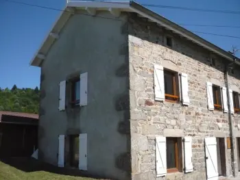 Gite à La Chambonie,Charmant gîte 3 chambres avec jardin, proche activités neige et randonnées, animaux acceptés ! FR-1-496-199 N°833841