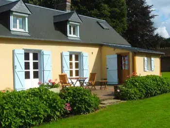 Casa rural en Martincourt,Maison de charme rénovée avec jardin clos, proche Gerberoy et Beauvais, idéale pour familles et randonneurs FR-1-526-13 N°833887