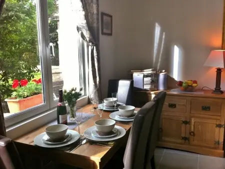 Gîte paisible avec jardin privé, proche commerces, parking, Wifi, animaux acceptés, tout compris - Photo 10