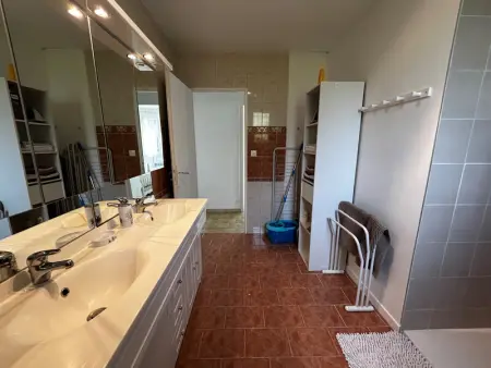 Maison avec jardin près des Thermes, 2 chambres, équipements modernes, à La Roche-Posay - Photo 10